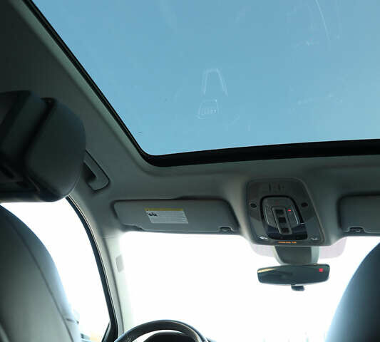 Белый Ауди Ку 5, объемом двигателя 1.98 л и пробегом 107 тыс. км за 29500 $, фото 18 на Automoto.ua