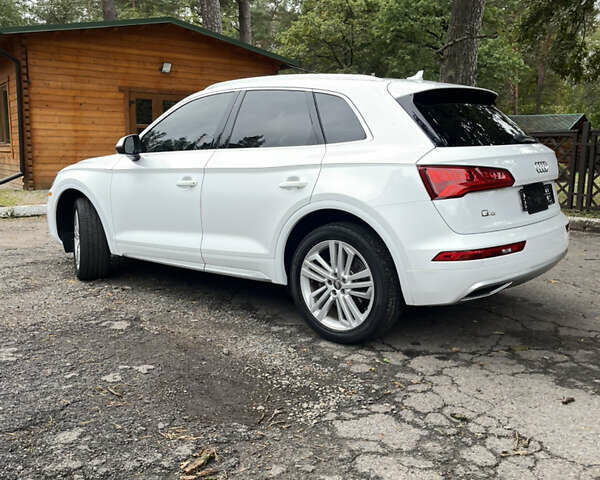Білий Ауді Ку 5, об'ємом двигуна 2 л та пробігом 203 тис. км за 20999 $, фото 15 на Automoto.ua