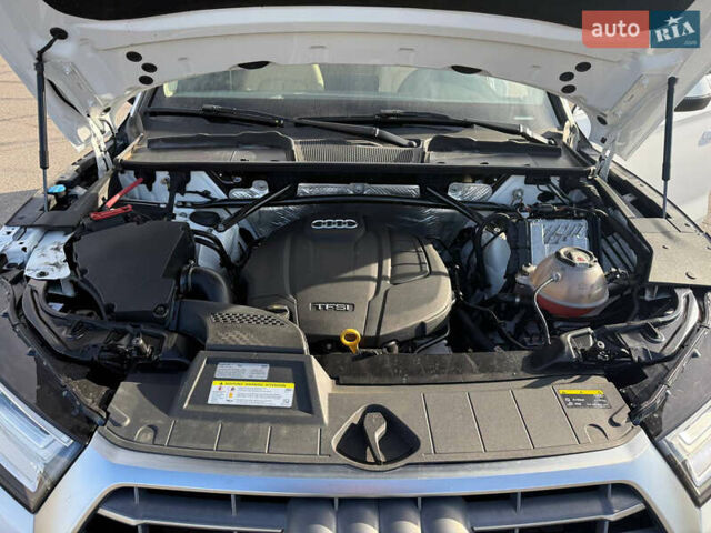 Белый Ауди Ку 5, объемом двигателя 1.98 л и пробегом 161 тыс. км за 23800 $, фото 8 на Automoto.ua