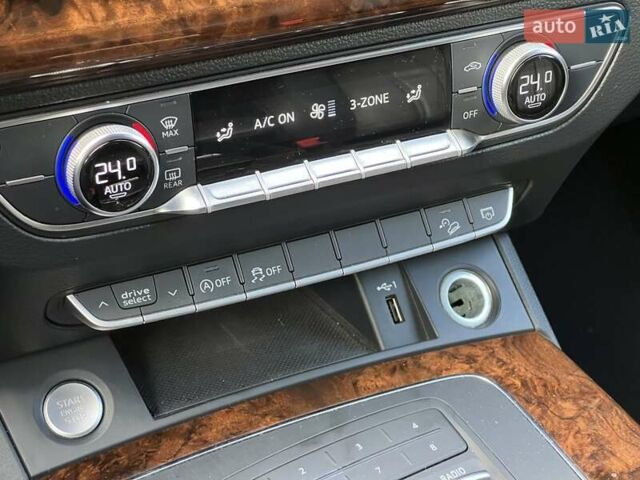 Ауди Ку 5 2017 в Киеве на Automoto.ua Белый Ауди Ку 5, объемом двигателя 1.98 л и пробегом 103 тыс. км за 23900 $, фото 29 на Automoto.ua