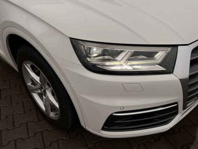 Белый Ауди Ку 5, объемом двигателя 2 л и пробегом 105 тыс. км за 34999 $, фото 30 на Automoto.ua