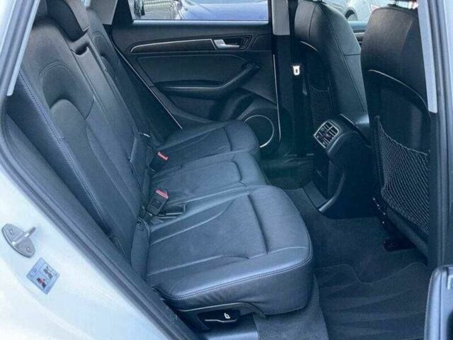 Белый Ауди Ку 5, объемом двигателя 3 л и пробегом 76 тыс. км за 4200 $, фото 11 на Automoto.ua