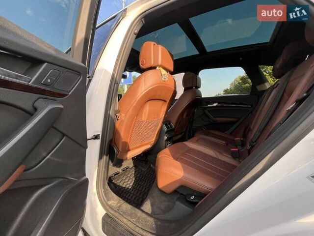 Білий Ауді Ку 5, об'ємом двигуна 1.98 л та пробігом 206 тис. км за 21499 $, фото 33 на Automoto.ua