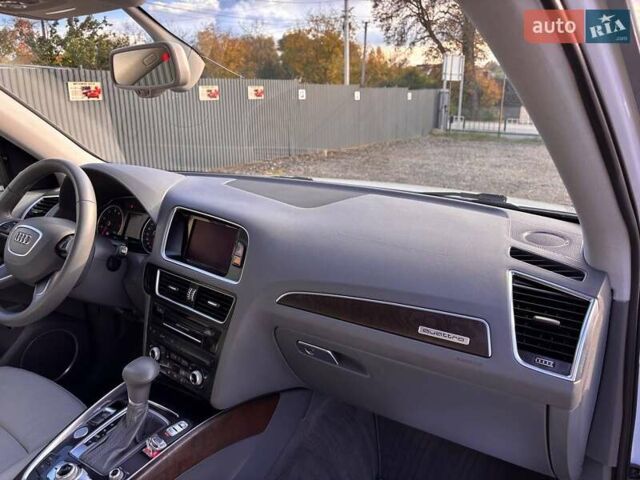 Білий Ауді Ку 5, об'ємом двигуна 1.98 л та пробігом 206 тис. км за 15950 $, фото 20 на Automoto.ua