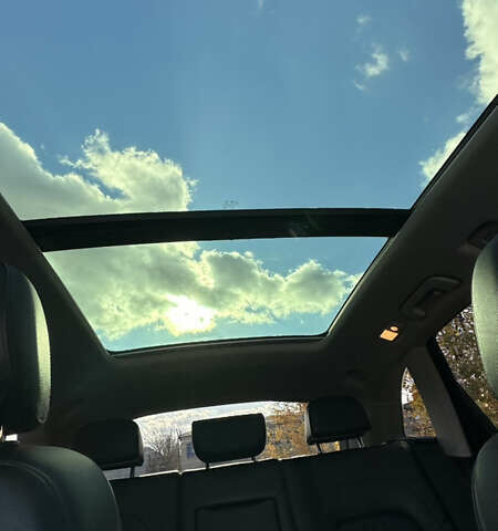 Белый Ауди Ку 5, объемом двигателя 1.98 л и пробегом 165 тыс. км за 17500 $, фото 5 на Automoto.ua