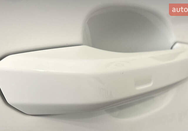 Білий Ауді Ку 5, об'ємом двигуна 2 л та пробігом 46 тис. км за 25950 $, фото 41 на Automoto.ua