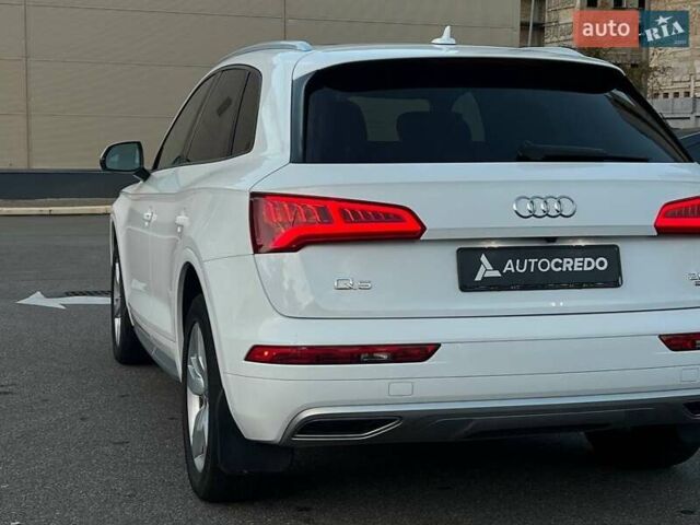 Белый Ауди Ку 5, объемом двигателя 2 л и пробегом 68 тыс. км за 26000 $, фото 7 на Automoto.ua