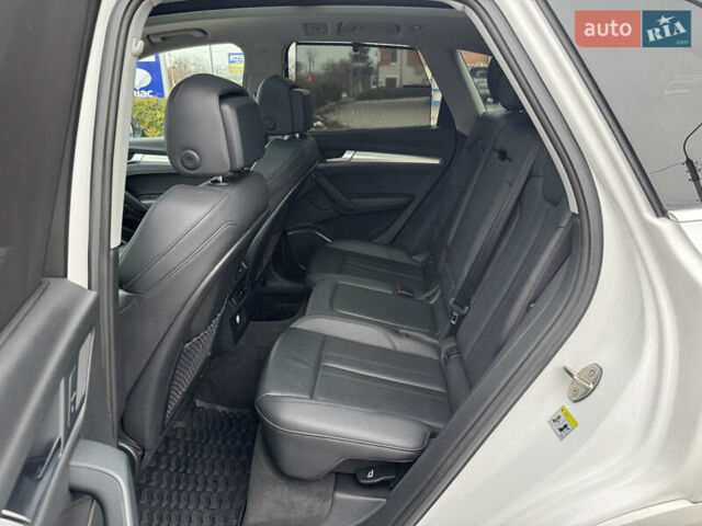 Белый Ауди Ку 5, объемом двигателя 1.98 л и пробегом 143 тыс. км за 25500 $, фото 16 на Automoto.ua