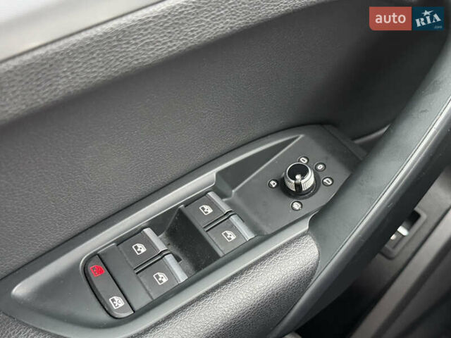 Белый Ауди Ку 5, объемом двигателя 1.98 л и пробегом 143 тыс. км за 25500 $, фото 19 на Automoto.ua