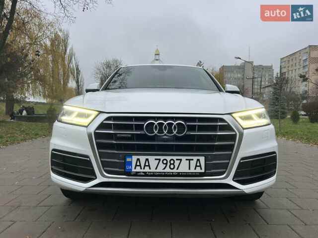 Белый Ауди Ку 5, объемом двигателя 1.97 л и пробегом 139 тыс. км за 28800 $, фото 14 на Automoto.ua