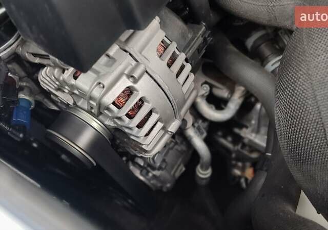 Білий Ауді Ку 5, об'ємом двигуна 1.98 л та пробігом 225 тис. км за 15900 $, фото 19 на Automoto.ua