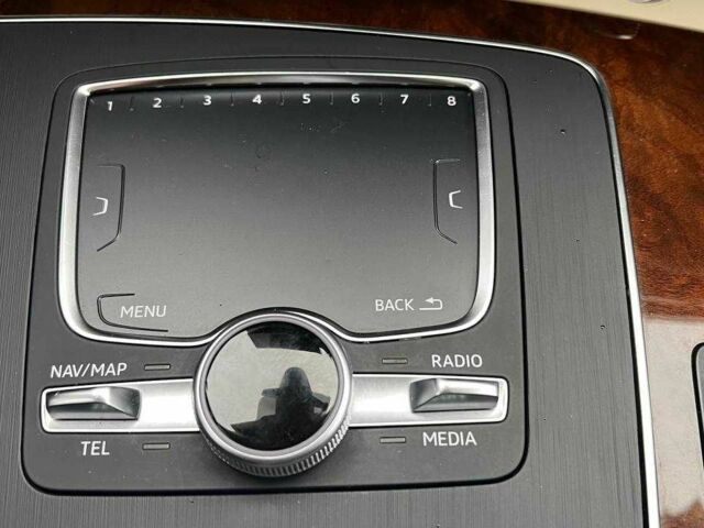 Белый Ауди Ку 5, объемом двигателя 2 л и пробегом 142 тыс. км за 25990 $, фото 23 на Automoto.ua