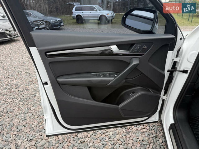 Белый Ауди Ку 5, объемом двигателя 1.98 л и пробегом 68 тыс. км за 25500 $, фото 35 на Automoto.ua