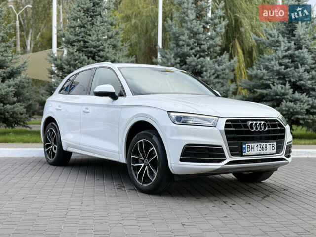 Білий Ауді Ку 5, об'ємом двигуна 1.98 л та пробігом 103 тис. км за 21500 $, фото 3 на Automoto.ua