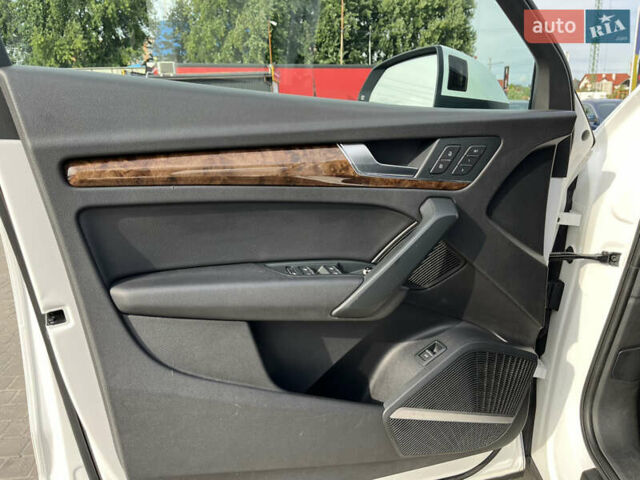 Белый Ауди Ку 5, объемом двигателя 2 л и пробегом 167 тыс. км за 22600 $, фото 9 на Automoto.ua