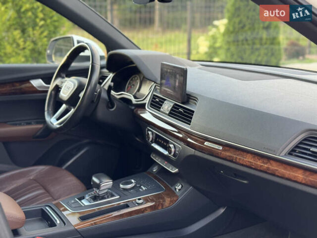 Белый Ауди Ку 5, объемом двигателя 2 л и пробегом 127 тыс. км за 24900 $, фото 70 на Automoto.ua