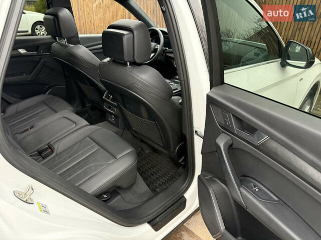 Белый Ауди Ку 5, объемом двигателя 1.98 л и пробегом 58 тыс. км за 30500 $, фото 11 на Automoto.ua