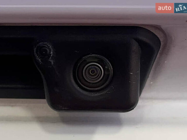 Білий Ауді Ку 5, об'ємом двигуна 2 л та пробігом 46 тис. км за 25950 $, фото 39 на Automoto.ua