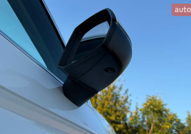 Белый Ауди Ку 5, объемом двигателя 1.98 л и пробегом 127 тыс. км за 27777 $, фото 25 на Automoto.ua