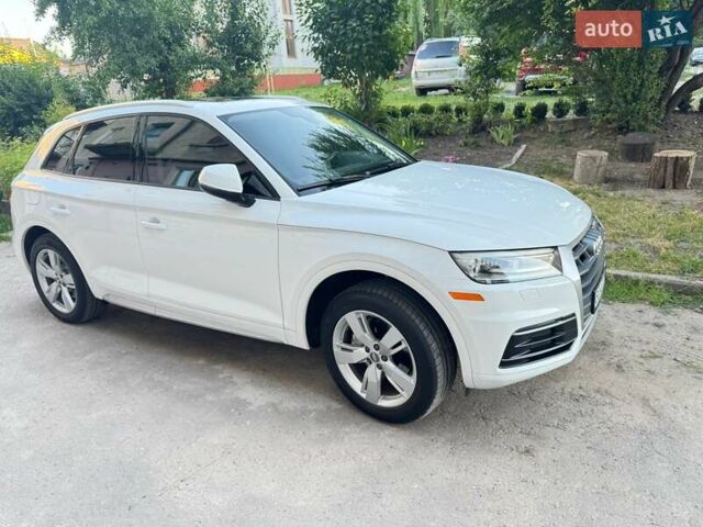 Білий Ауді Ку 5, об'ємом двигуна 2 л та пробігом 160 тис. км за 27000 $, фото 1 на Automoto.ua
