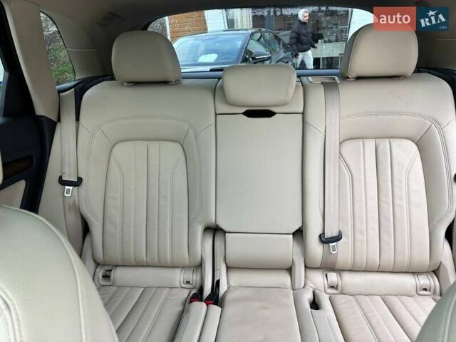 Білий Ауді Ку 5, об'ємом двигуна 2 л та пробігом 215 тис. км за 21800 $, фото 56 на Automoto.ua