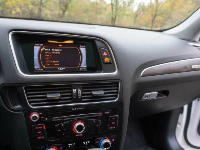 Белый Ауди Ку 5, объемом двигателя 2 л и пробегом 62 тыс. км за 15500 $, фото 7 на Automoto.ua