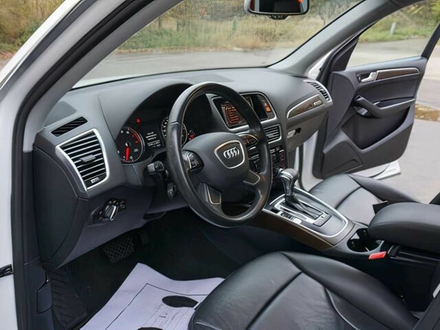 Білий Ауді Ку 5, об'ємом двигуна 2 л та пробігом 64 тис. км за 12500 $, фото 8 на Automoto.ua