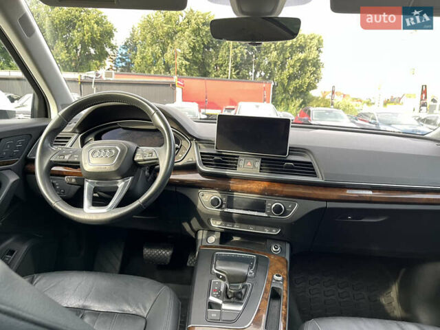 Белый Ауди Ку 5, объемом двигателя 2 л и пробегом 167 тыс. км за 22600 $, фото 13 на Automoto.ua