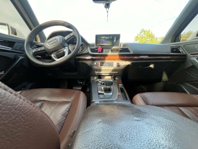 Белый Ауди Ку 5, объемом двигателя 2 л и пробегом 187 тыс. км за 27300 $, фото 32 на Automoto.ua