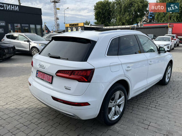 Белый Ауди Ку 5, объемом двигателя 2 л и пробегом 167 тыс. км за 22600 $, фото 6 на Automoto.ua