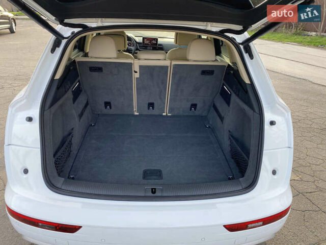 Белый Ауди Ку 5, объемом двигателя 2 л и пробегом 173 тыс. км за 24900 $, фото 13 на Automoto.ua