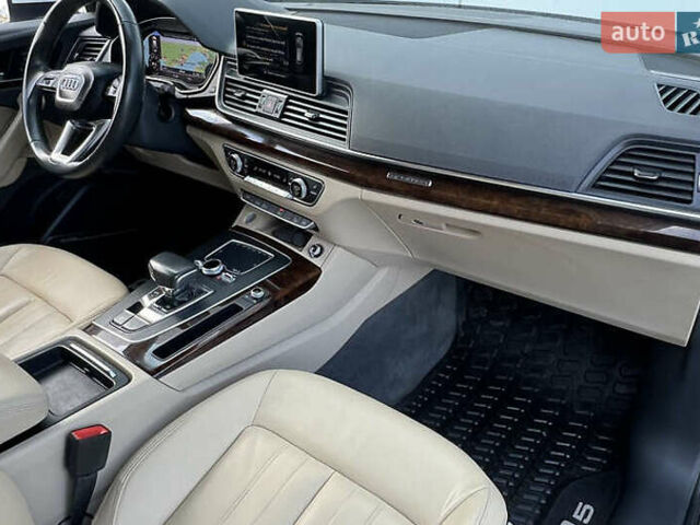 Білий Ауді Ку 5, об'ємом двигуна 1.98 л та пробігом 91 тис. км за 20600 $, фото 11 на Automoto.ua
