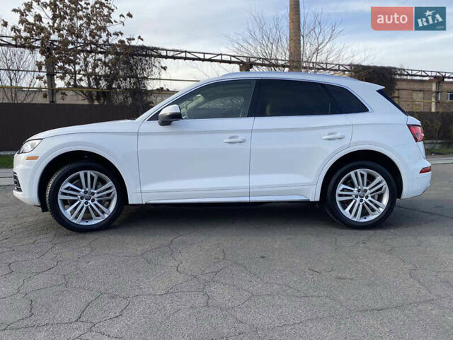 Белый Ауди Ку 5, объемом двигателя 2 л и пробегом 173 тыс. км за 24900 $, фото 5 на Automoto.ua