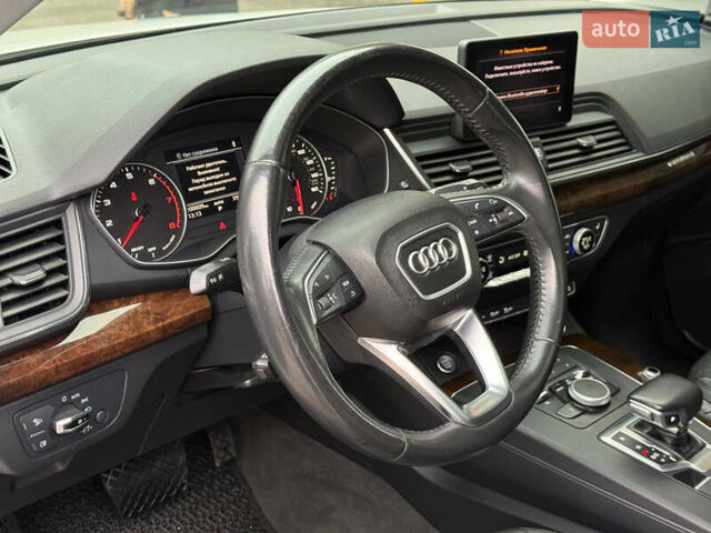 Белый Ауди Ку 5, объемом двигателя 1.98 л и пробегом 200 тыс. км за 22499 $, фото 42 на Automoto.ua