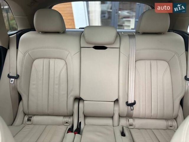 Білий Ауді Ку 5, об'ємом двигуна 2 л та пробігом 215 тис. км за 22000 $, фото 37 на Automoto.ua