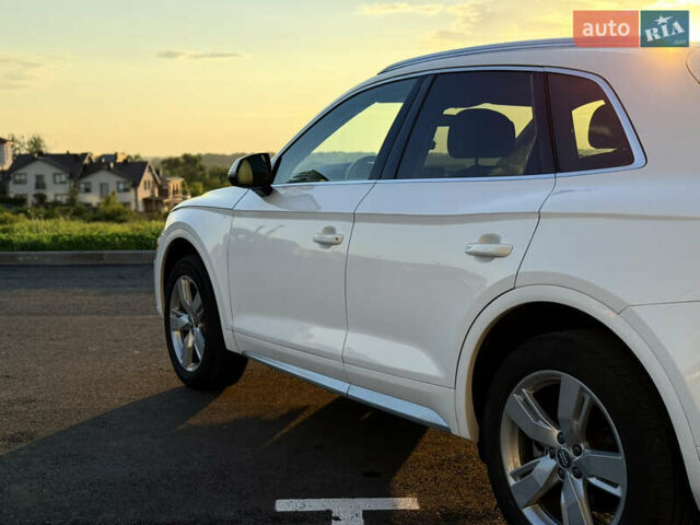 Белый Ауди Ку 5, объемом двигателя 1.98 л и пробегом 122 тыс. км за 27500 $, фото 3 на Automoto.ua