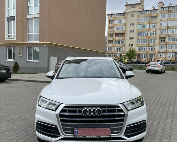 Белый Ауди Ку 5, объемом двигателя 1.98 л и пробегом 105 тыс. км за 26999 $, фото 17 на Automoto.ua