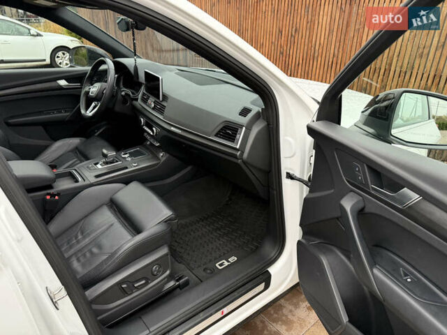 Белый Ауди Ку 5, объемом двигателя 1.98 л и пробегом 60 тыс. км за 26900 $, фото 13 на Automoto.ua