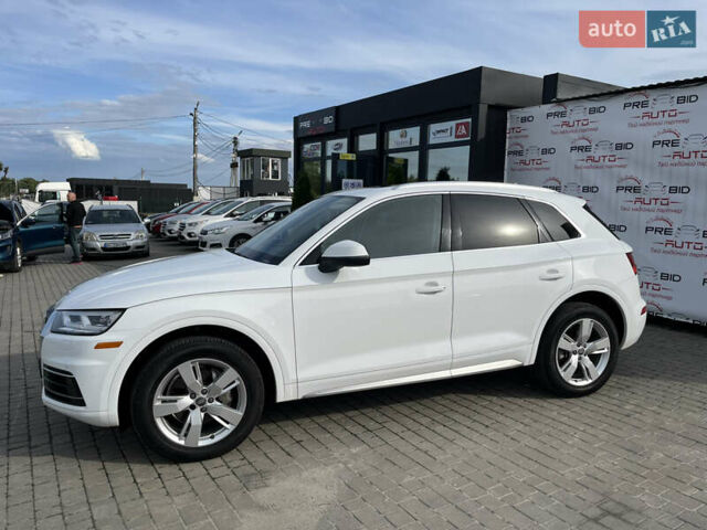 Белый Ауди Ку 5, объемом двигателя 2 л и пробегом 167 тыс. км за 22600 $, фото 3 на Automoto.ua