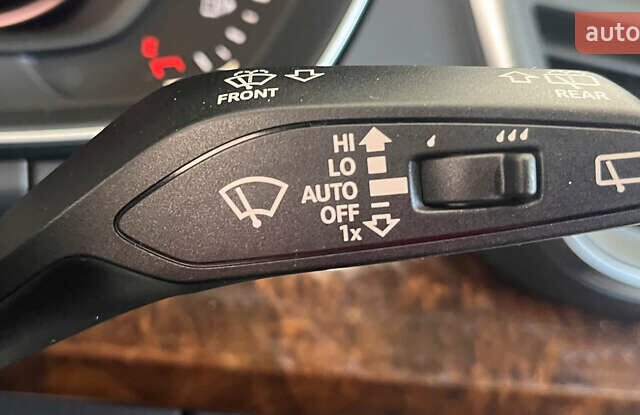 Белый Ауди Ку 5, объемом двигателя 2 л и пробегом 46 тыс. км за 25950 $, фото 17 на Automoto.ua