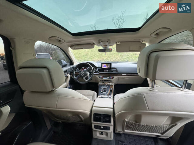 Білий Ауді Ку 5, об'ємом двигуна 1.98 л та пробігом 260 тис. км за 19000 $, фото 14 на Automoto.ua