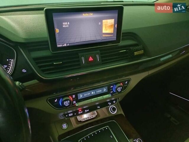 Білий Ауді Ку 5, об'ємом двигуна 1.98 л та пробігом 155 тис. км за 26200 $, фото 13 на Automoto.ua