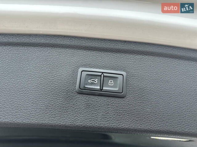 Белый Ауди Ку 5, объемом двигателя 1.98 л и пробегом 143 тыс. км за 25500 $, фото 11 на Automoto.ua