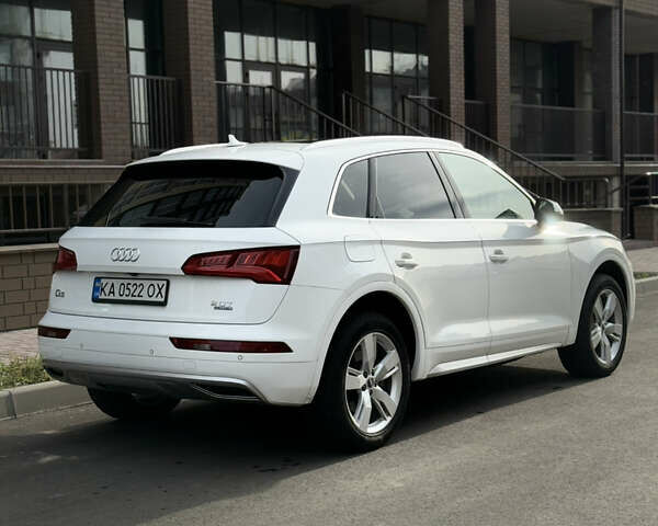 Білий Ауді Ку 5, об'ємом двигуна 1.98 л та пробігом 100 тис. км за 26500 $, фото 5 на Automoto.ua