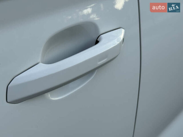 Белый Ауди Ку 5, объемом двигателя 2 л и пробегом 127 тыс. км за 24900 $, фото 35 на Automoto.ua