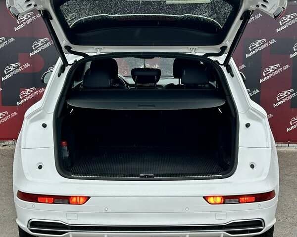 Білий Ауді Ку 5, об'ємом двигуна 1.98 л та пробігом 138 тис. км за 27500 $, фото 14 на Automoto.ua