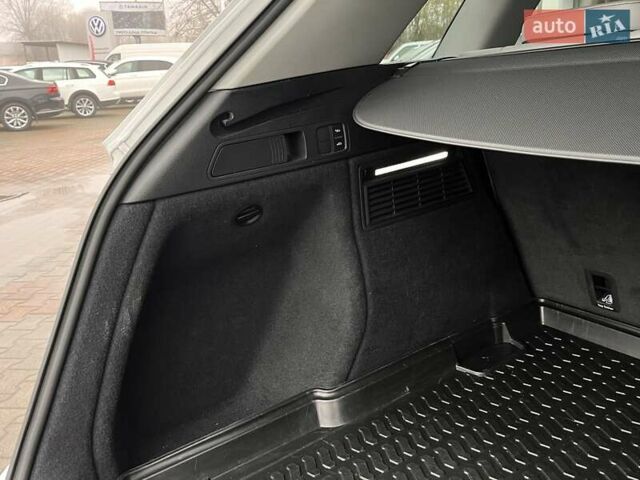 Белый Ауди Ку 5, объемом двигателя 1.98 л и пробегом 104 тыс. км за 36000 $, фото 38 на Automoto.ua