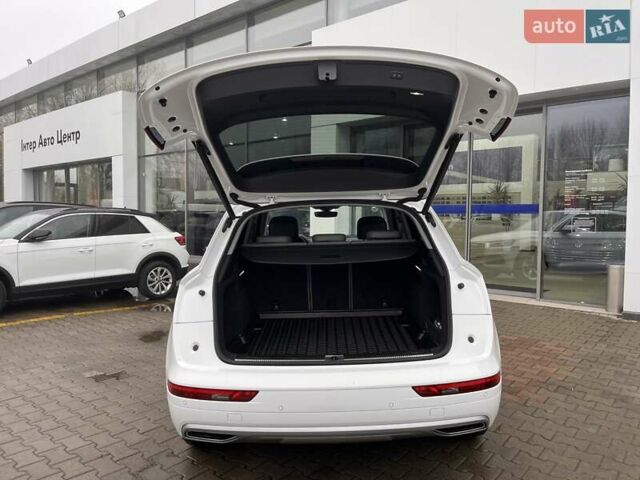 Белый Ауди Ку 5, объемом двигателя 1.98 л и пробегом 104 тыс. км за 36000 $, фото 35 на Automoto.ua