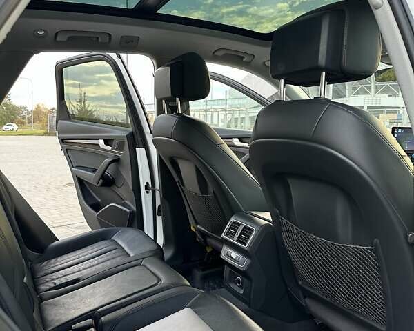 Белый Ауди Ку 5, объемом двигателя 1.98 л и пробегом 143 тыс. км за 24000 $, фото 25 на Automoto.ua