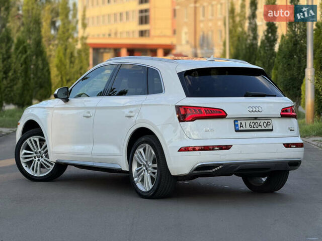 Белый Ауди Ку 5, объемом двигателя 2 л и пробегом 127 тыс. км за 24900 $, фото 3 на Automoto.ua